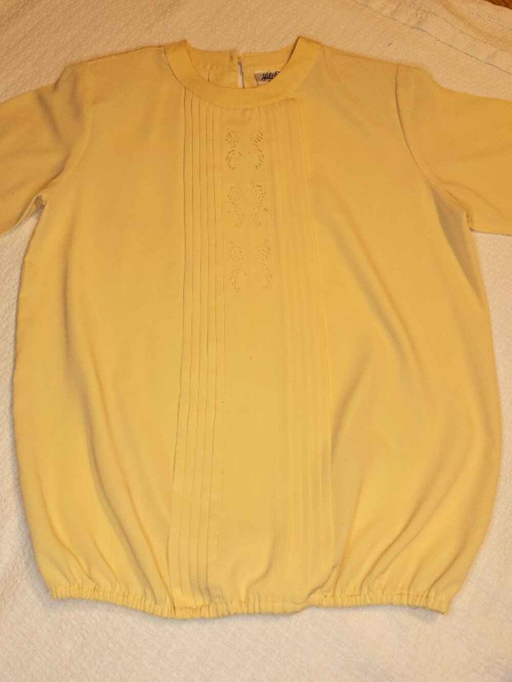 Vintage Yves St. Clair Pastel Yellow Cutout Floral Embroidered Blouse - Size 8